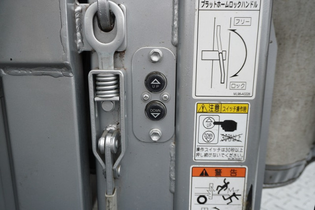 トヨタ ダイナ 小型 平ボディ 2SG-XKU605(113349) 29枚目