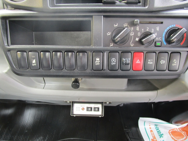 日野 デュトロ 小型 バン TPG-XZU655M(109069) 41枚目