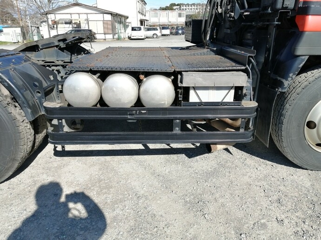 UDトラックス（日産） ビッグサム 大型 トラクタ KL-CK482BAT(5648) 18枚目