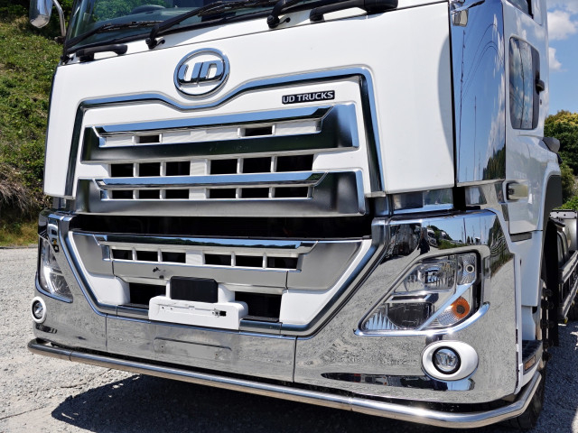UDトラックス（日産） クオン 大型 トラクタ 2PG-GK5AAD(110384) 4枚目