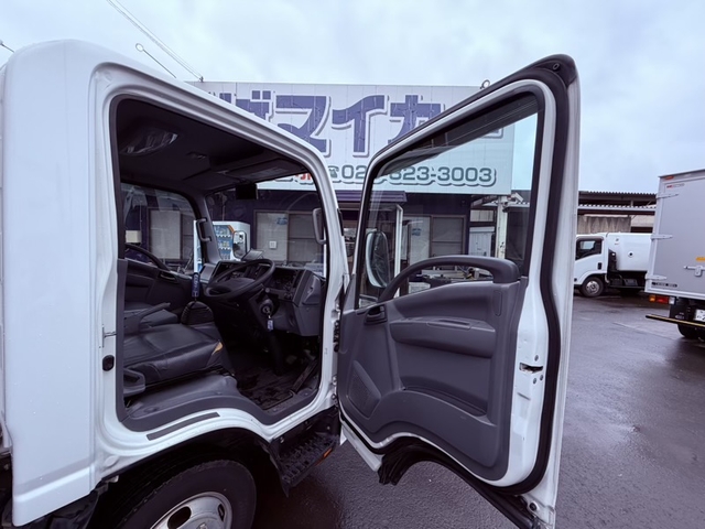 いすゞ エルフ 小型 バン TRG-NLR85AN(111377) 49枚目