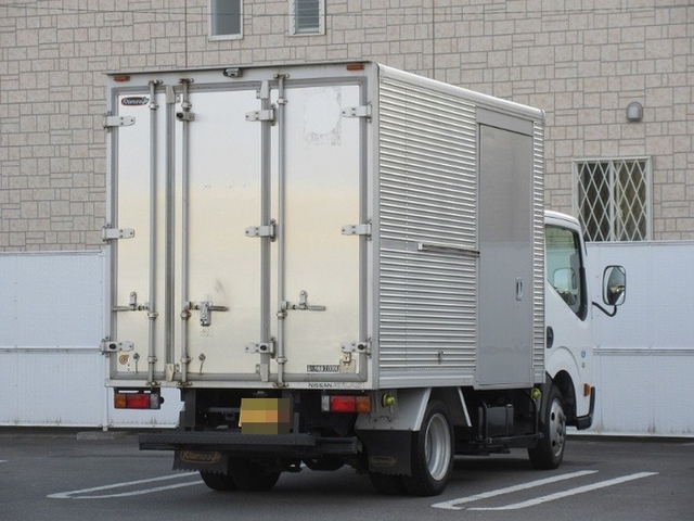 Nissan atlas Small Box body SKG-TZ2F24(6673) 3枚目