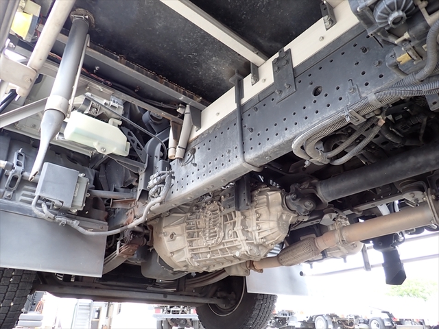 いすゞ フォワード 増トン 冷蔵冷凍バン 2PG-FTR90V2(93168) 23枚目