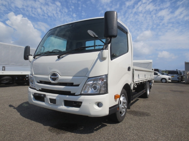 日野 デュトロ 小型 平ボディ 2RG-XZU710M(109816) 3枚目