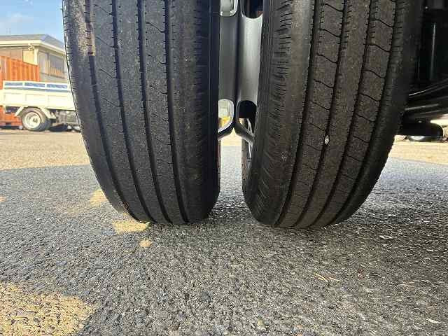 いすゞ エルフ 小型 平ボディ 2TG-NJR88AF(99819) 33枚目