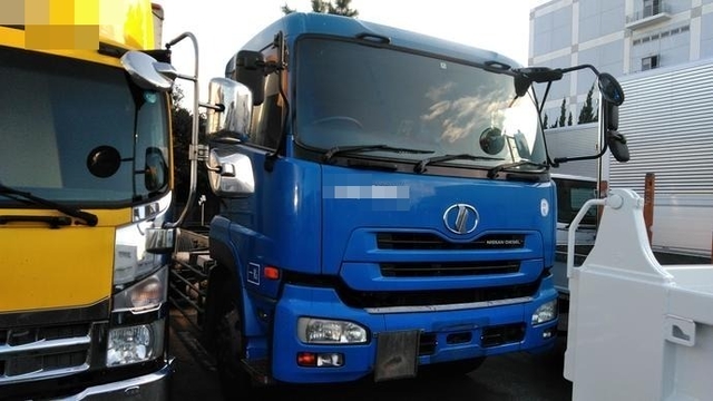 UDトラックス（日産） ビッグサム 大型 キャブ付きシャーシ ADG-CD4YA(3725) 2枚目