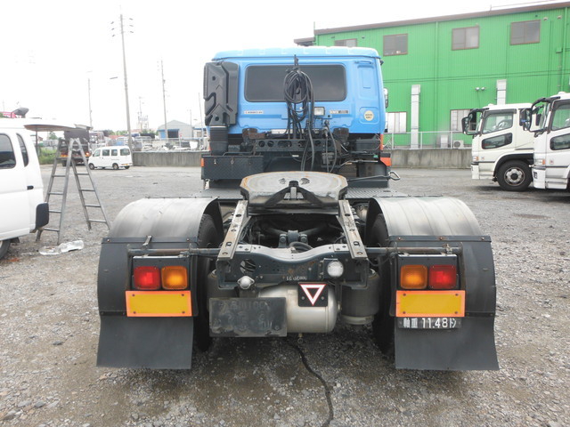 Nissan UD big_thumb Large Tractor KL-CK482BAT(1050) 5枚目