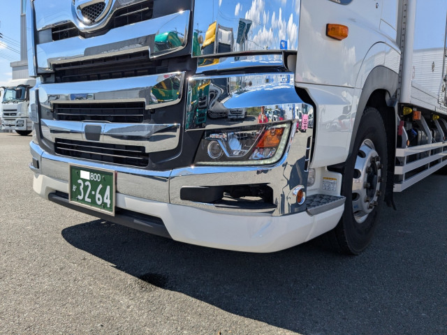 日野 プロフィア 大型 冷蔵冷凍バン 2DG-FR1AHC(108236) 23枚目