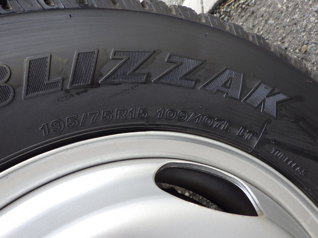 トヨタ トヨエース 小型 バン TKG-XZU605(111761) 32枚目