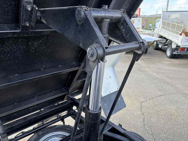 日産自動車 バネット 小型 土砂ダンプ ADF-SKF2LN(113426) 18枚目