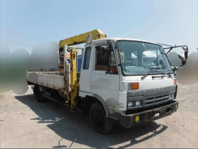 Nissan UD condor Middle Self loader U-CM87HE(1934) 1枚目