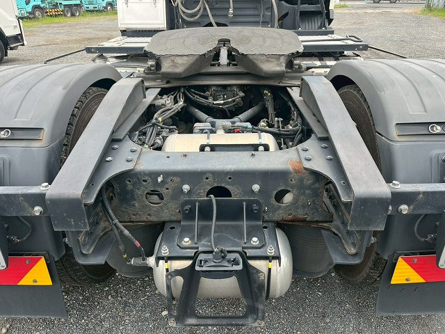 日野 プロフィア 大型 トラクタ 2DG-SH1EDGG(109395) 10枚目