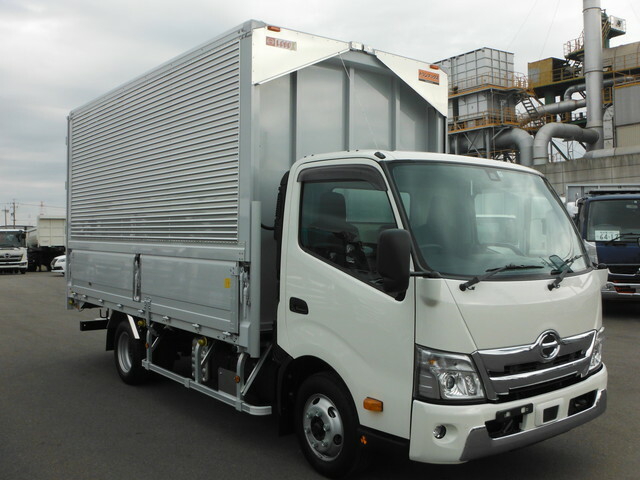 日野 デュトロ 小型 バン 2RG-XZU712M(36759) 2枚目