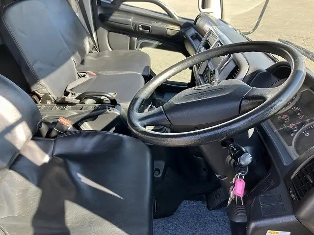日野 レンジャー 中型 バン TKG-FD9JKAA(112795) 38枚目