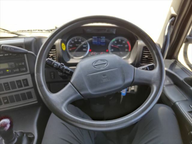 日野 プロフィア 大型 トラクタ QKG-SH1EDAG(10002) 26枚目
