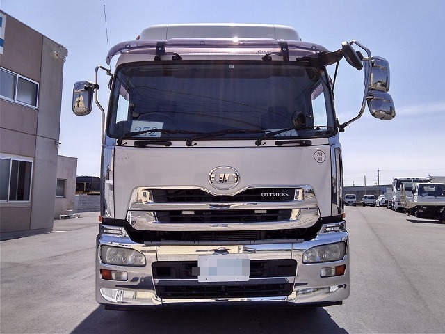 UDトラックス（日産） クオン 大型 ウィング LKG-CD5ZA(10963) 2枚目