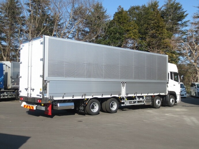 UDトラックス（日産） クオン 大型 ウィング 2PG-CG5CA(9615) 3枚目