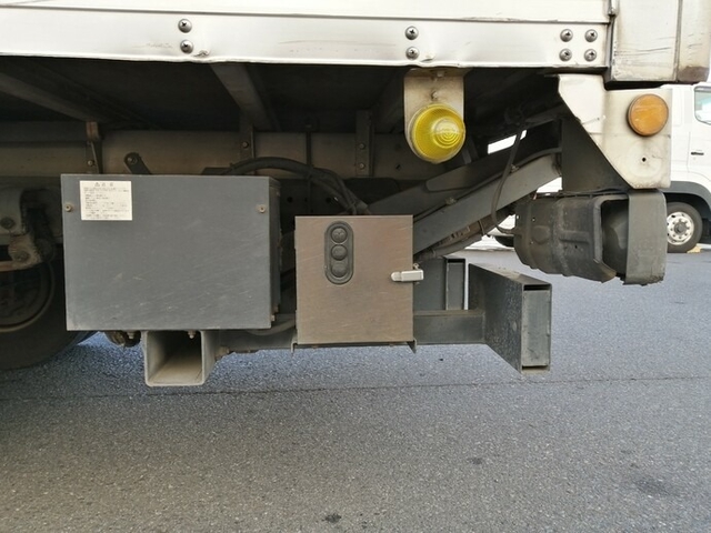 三菱ふそう キャンター 小型 バン PA-FE83DEY(5658) 17枚目