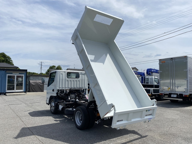 三菱ふそう キャンター 小型 土砂ダンプ 2RG-FBA60(107516) 6枚目