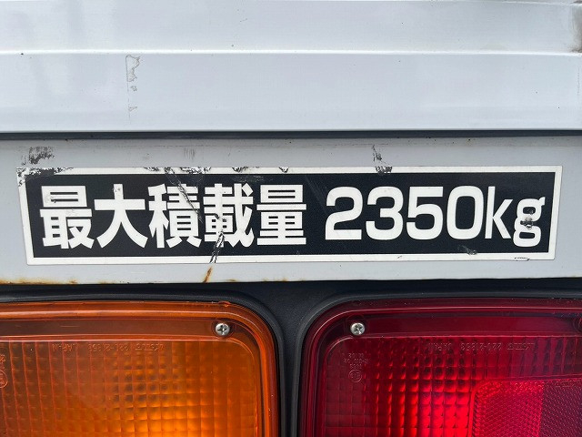 いすゞ フォワード 中型 ウィング 2RG-FRR90T2(110912) 18枚目