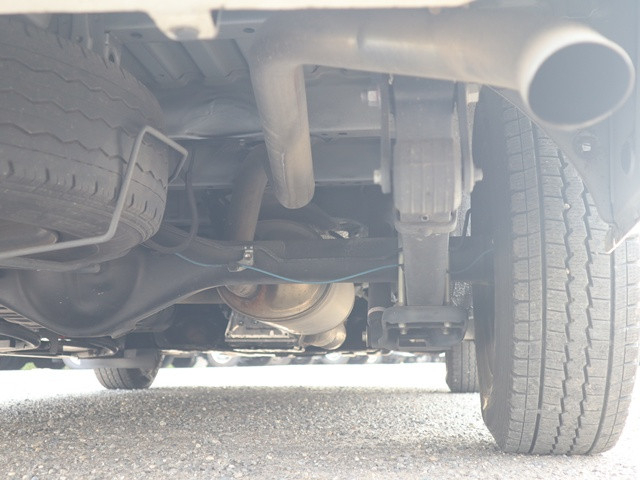 トヨタ ハイエース 小型 バン CBA-TRH214W(109319) 33枚目