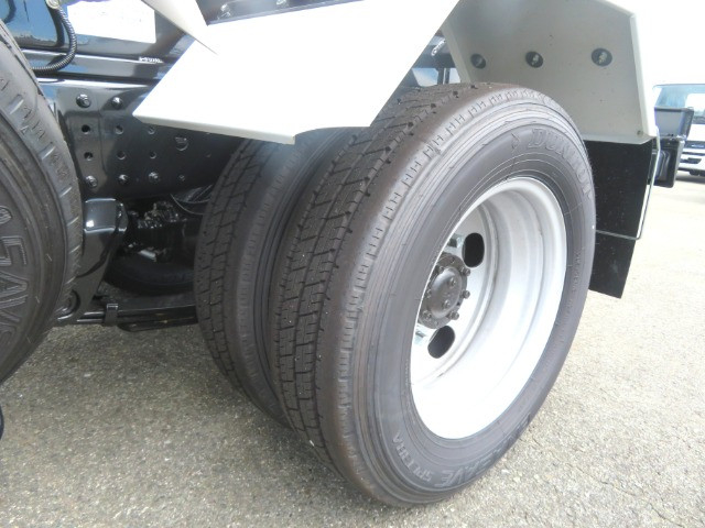 三菱ふそう キャンター 小型 コンテナ専用車 2RG-FBAV0(111621) 18枚目