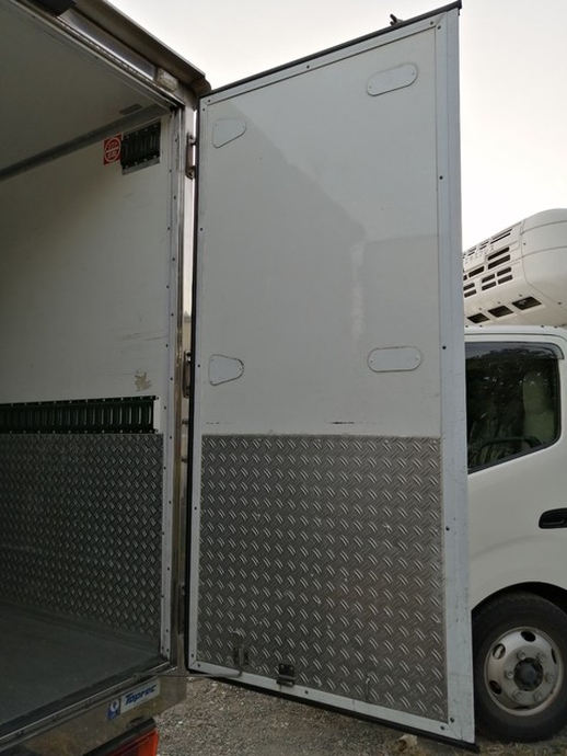 日野 デュトロ 小型 保冷バン BDG-XZU348M(4110) 19枚目