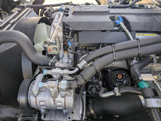 三菱ふそう キャンター 小型 冷蔵冷凍バン 2RG-FEB80(113906) 41枚目