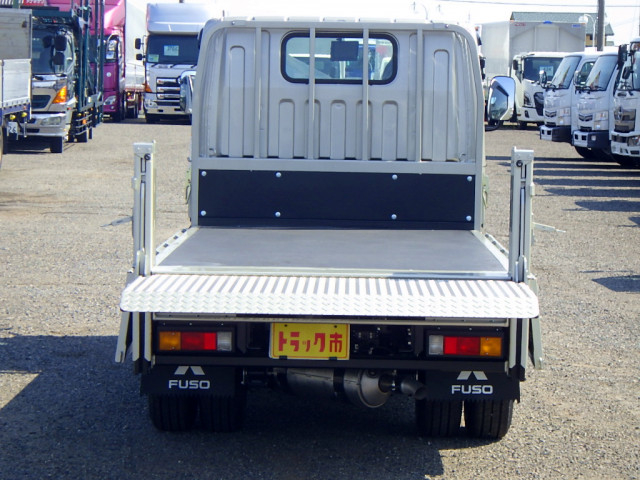 三菱ふそう キャンター 小型 平ボディ 2RG-FBAV0(107588) 16枚目