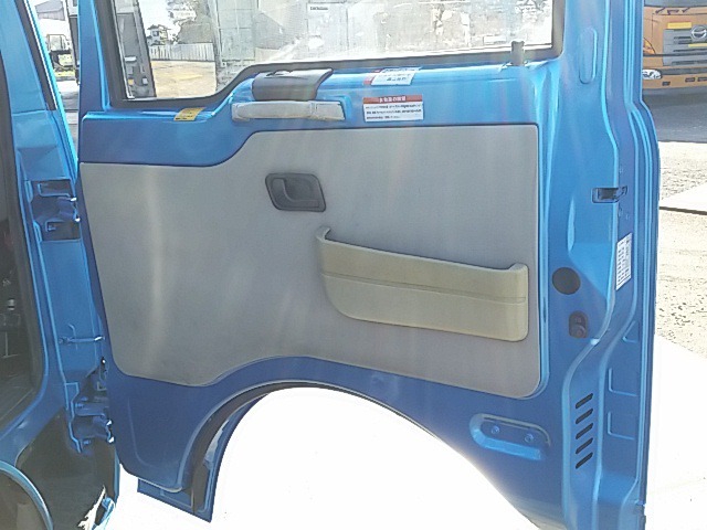 三菱ふそう ローザ 中型 バス KK-BE64EG(8090) 61枚目