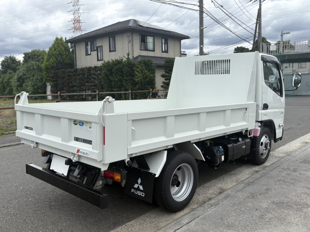 三菱ふそう キャンター 小型 土砂ダンプ 2RG-FBA60(106265) 3枚目