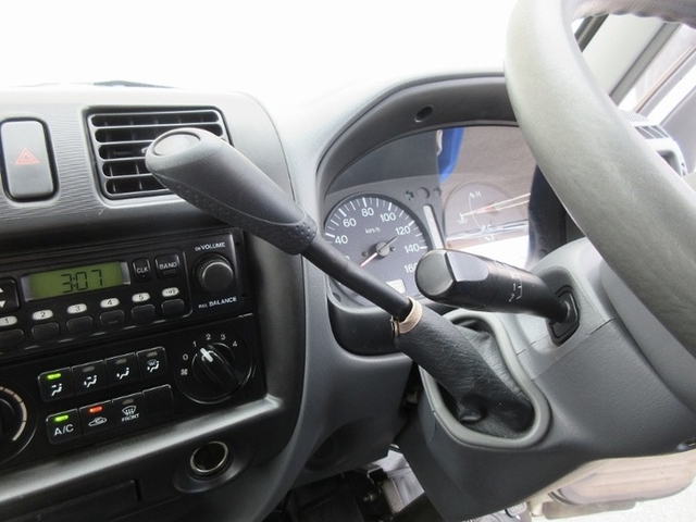日産自動車 バネット 小型 バン TC-SK82TN(6696) 27枚目