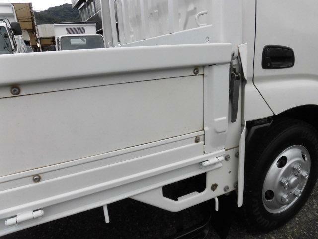 トヨタ ダイナ 小型 平ボディ BDG-XZU848(11312) 28枚目