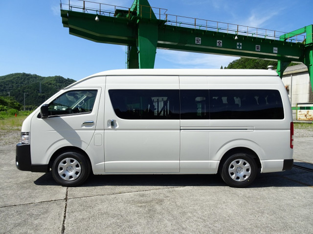 トヨタ 小型 バス 3DF-GDH223B(107076) 12枚目