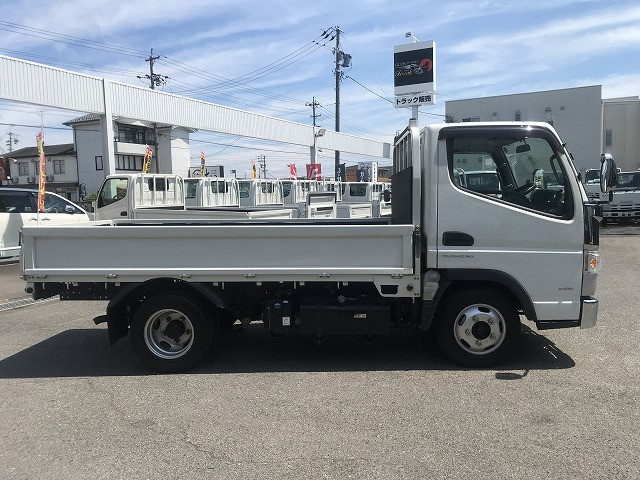 三菱ふそう キャンター 小型 平ボディ TPG-FBA20(110274) 8枚目