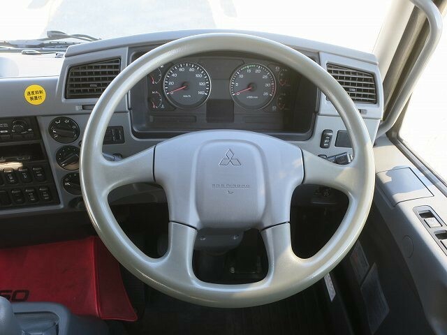三菱ふそう ファイター 増トン 平ボディ（クレーン付） PDG-FK62FY(35550) 16枚目