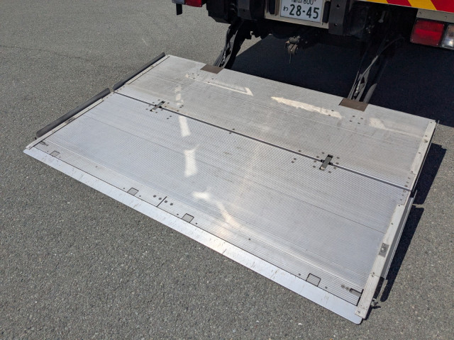 日野 レンジャー 中型 冷蔵冷凍バン 2KG-FD2ABG(105295) 10枚目