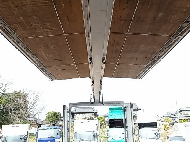 UDトラックス（日産） ビッグサム 大型 ウィング KL-CG48L(8801) 9枚目