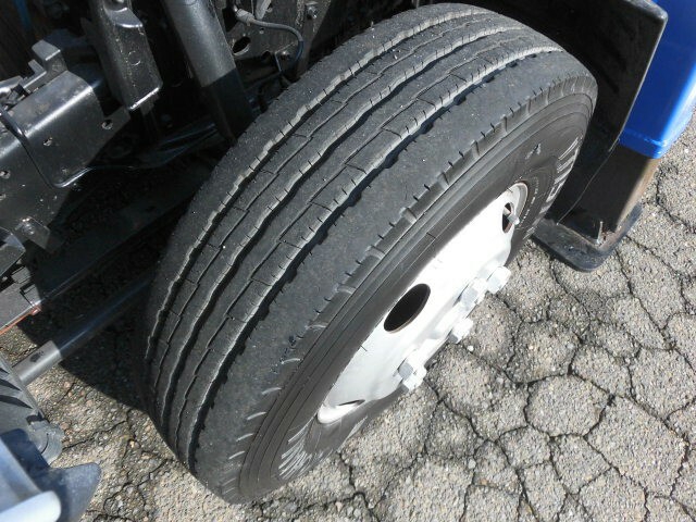 UDトラックス（日産） コンドル 小型 高所作業車 PB-BKR81N(7848) 11枚目