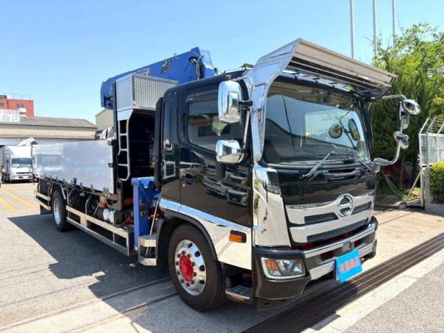 日野 レンジャー 増トン 平ボディ（クレーン付） 2PG-FG2ABA(109491) 2枚目