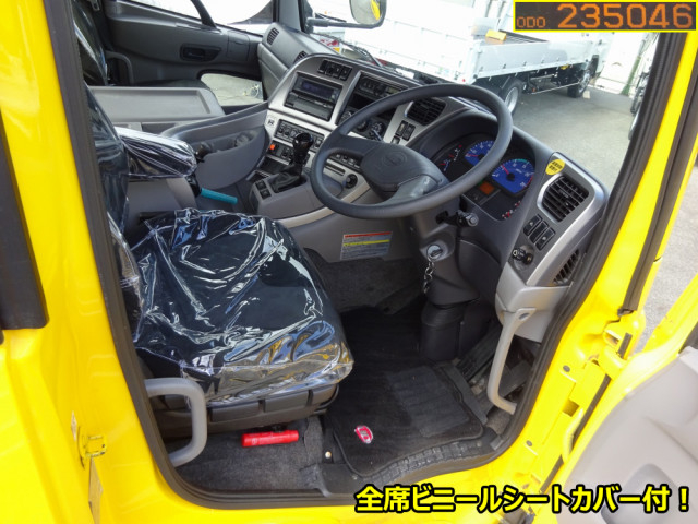 UDトラックス（日産） クオン 大型 トラクタ QKG-GK6XAB(110301) 4枚目