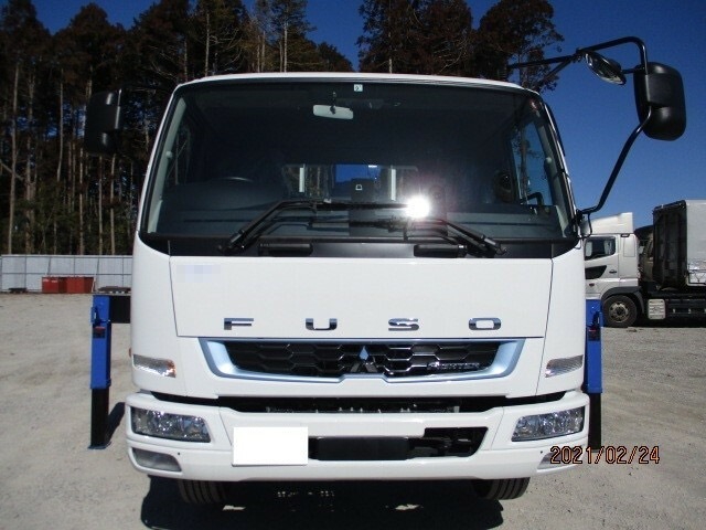 三菱ふそう ファイター 中型 平ボディ（クレーン付） 2KG-FK62F(8852) 2枚目