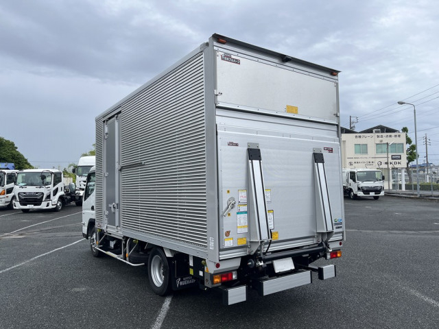 三菱ふそう キャンター 小型 バン 2RG-FEB50(106220) 3枚目
