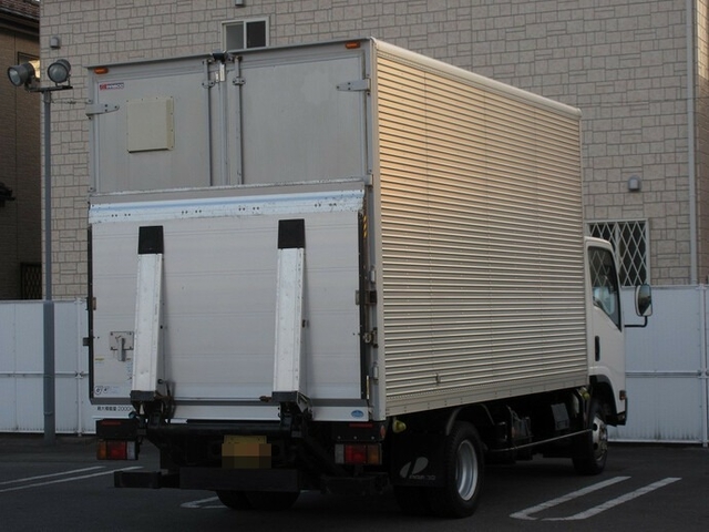 いすゞ エルフ 小型 バン TDG-NPS85AN(8791) 3枚目