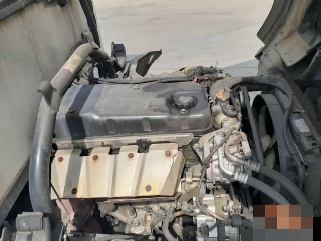 三菱ふそう キャンター 小型 冷蔵冷凍バン KK-FE70CB(8968) 26枚目