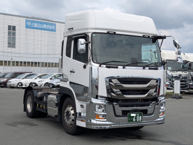 いすゞ ギガ 大型 トラクタ 2RG-EK5DAB(107920) 2枚目