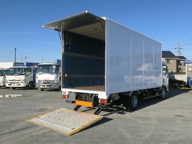いすゞ エルフ 小型 バン BDG-NPR85AN(37679) 8枚目