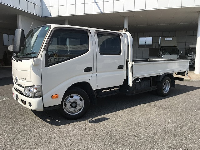 トヨタ ダイナ 小型 Wキャブ 2RG-XZU655(103391) 1枚目