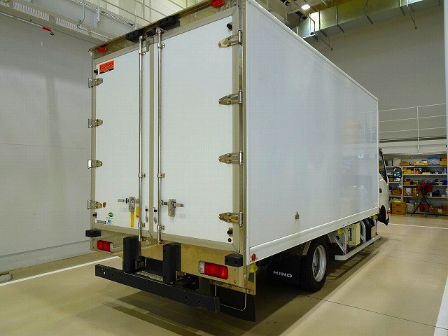 Hino dutro Small Freezer box_body 2KG-XZU775M(105440) 3枚目