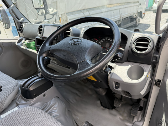 トヨタ ダイナ 小型 バン TPG-XZU605(109697) 16枚目